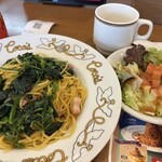 ココス - 料理写真:ほうれん草とベーコンのバター醤油パスタ(大盛)