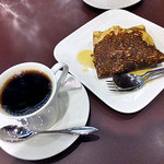 Bistroフルフル - チョコバナナのクレープ ＆ コーヒー（２０１４年１２月）