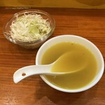 バングラキッチン西千葉 - クミンとニンニクとターメリックが絶妙なバランスでカホリを放つスープもおかわりしました