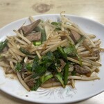 大勝軒 - 小皿料理のレバニラ（350円）