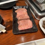 大阪焼肉 うしとみ - 
