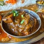 丸祇羅 - サルサDEポークカリー