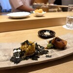 鮨 一二郎 - 一二郎さんの天ぷらが毎回楽しみ。とうもろこし、オクラ、桜鱒の天ぷら。お酒の肴にぴったり。