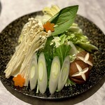 生つくねと秘伝しゃぶしゃぶ 田 - お野菜盛り