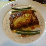 洋食 三浦亭 - ずわい蟹とホタテのパイ包み