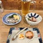 磯丸水産 - つまみ鰯 549円と柚子タコきゅうり 439円