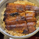 しげ吉 - カリッと焼かれていて炭の香りが食欲そそりますよー