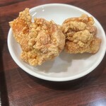 中華美食屋 - さらに唐揚げもついてます