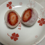 覚王山フルーツ大福 弁才天 大名古屋ビル店 - 食べたことのないいちごの甘さ♡