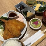 魚とごはん 黒座椿亭 - 