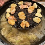 にんにく鶏焼肉サン - 終盤のナベ