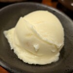 博多もつ鍋と鉄板もつ焼 たじまや - 