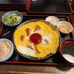 古酒と沖縄料理 島唄楽園 - ポーク玉子定食
