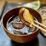 そば遊歩 - 肉厚しいたけがたっぷり(ﾉ◕ヮ◕)ﾉ*.✧
