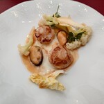 ベルエキップ - 春菊の味わいも突然鮮やかに来て
      おっ、来るなあ❗️という面白さだし♪