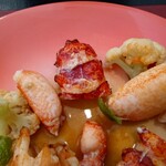 ベルエキップ - 尻尾にはまた違ったシッカリとした食感と味わい