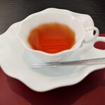 ベルエキップ - ◯紅茶
      爽やかに香り立つ美味しい紅茶だった