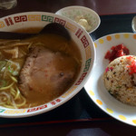 ラーメン館 - チャーハンセット900円