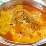 Okra - トマトバターチキンカレー