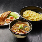 つけ麺　白虎 - 料理写真:特選つけ麺-黒