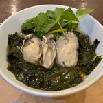 開運橋通 ふじ原 - 【牡蠣と若布の醤油そば】