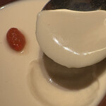 筑紫樓 - 茶碗蒸しみたいにチュルっと入ります