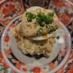 酒と茶と 襤褸 - 鮭とポテサラ、半熟卵と酒盗マヨ