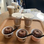 カヌレエクレームグラッセ カヌレとアイス - 