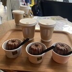 カヌレエクレームグラッセ カヌレとアイス - 