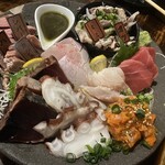 鮮度の極み 魚もつ - 