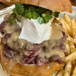 KAKUMEI Burger & cafe - 