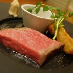 裏参道牛肉店 - 厚切りサーローストビーフ