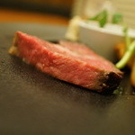 裏参道牛肉店 - 1.5cm位？
