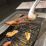 焼肉ホルモン酒場 まる助 - 【2026.1.19(月)】焼いたお肉