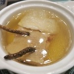 趙楊 - ツバメの巣・冬虫夏草のアヒル肉の蒸し