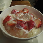 騒豆花 - ストロベリー豆花