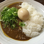元町通り3丁目 - 2015.1.4 神戸キーマカレー(週替わりスープ付き)650円。トッピングの自家製とろとろ煮たまご100円◎