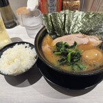 横浜家系 てつ家 - 