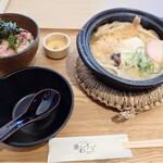 うどんと膳 あわさい - 特製月見鍋焼きうどん　ネギトロの小丼