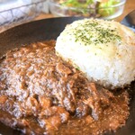 椿サロン 札幌本店 - フライパンチキンカレー