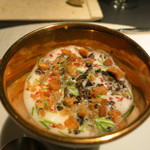 エクアトゥール - トリュフクーリと鶉の半熟卵入り温かいトピナンプールのムース