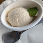 ピノ・コッリーナ ファームガーデン&ワイナリー松ケ岡 - 