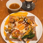 CREPERIE Le Beurre Noisette - 季節ガレット&ミニ果物クレープコース(2,500円)
トマトスープ
有頭海老と姫ホタテのガレット(+110円)