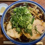 博多とんこつ 天神旗 - 菊醤 950円の麺大+150円（2026年1月）