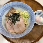 麦と手 - 混ぜそば(温玉付.150g) 880円