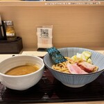 長男、もんたいちお - 