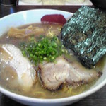 三四郎 - しょうゆラーメン