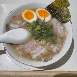 長浜ラーメン 丸羅とんこつ_0