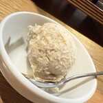 虎ノ門 たれ焼肉のんき - アーモンドジェラート