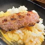 虎ノ門 たれ焼肉のんき - ハラミonたまごかけごはん